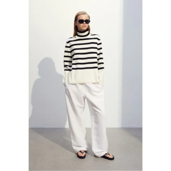 Cream/Striped Mock Turtleneck Sweater - Picture 7 of 9